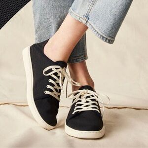 Women's Olukai Pehuea Li Black Canvas Sneakers NWOB size 8.5